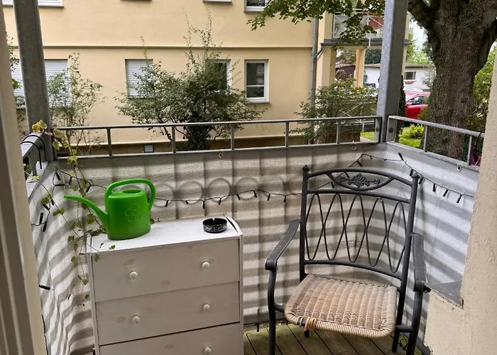 Geraeumiges 2-raum-apartment Mit Loggia * Leipzig