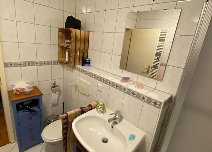 Geraeumiges 2-raum-apartment Mit Loggia * Leipzig